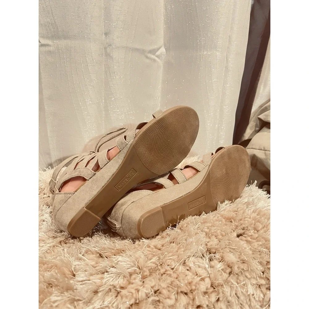 Madeline Girl Women's Lace‑Front Flats – Zipper Back – Brown – Size 9M – NWOB